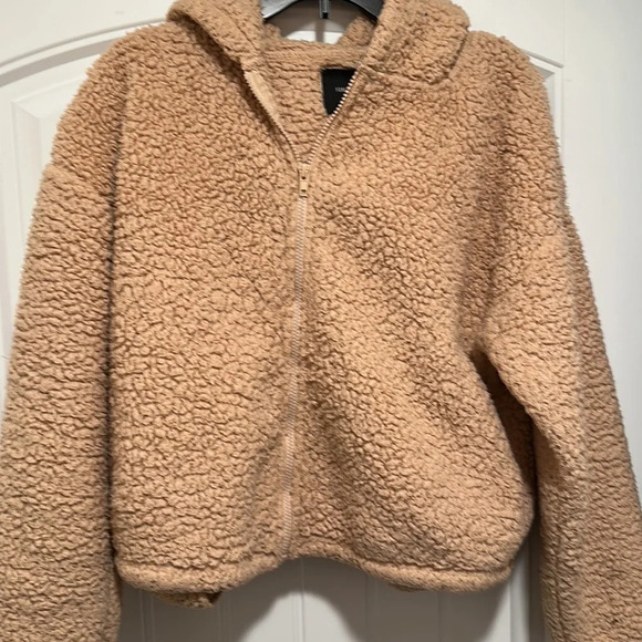 Forever 21 Teddy Coat size Medium - Picture 3 of 6